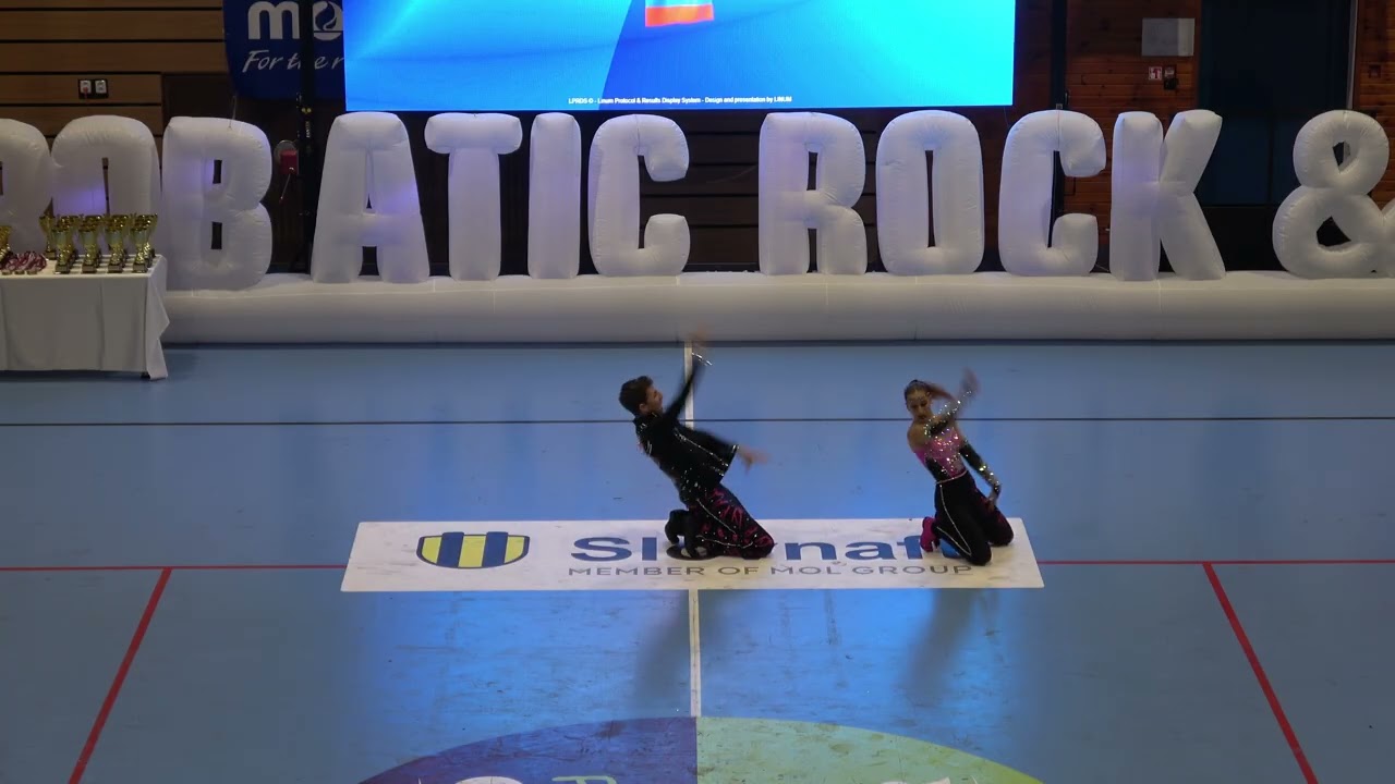 Sara Nadvesnik & Maj-Amadej Tisler-Susnik, Juniors ダンス・カップル からして スロベニア, 参加者 World Cup Budapest Sara Nadvesnik & Maj-Amadej Tisler-Susnik, Juniors ダンス・カップル からして スロベニア, 参加者 World Cup Budapest