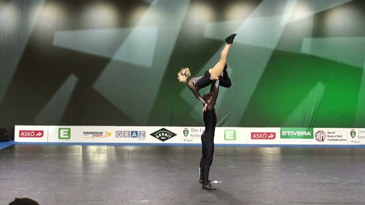 Barbara Lisz & Olivér Juhász, Couple Dance Show Tanečný pár z adresy Maďarsko Barbara Lisz & Olivér Juhász, Couple Dance Show Tanečný pár z adresy Maďarsko